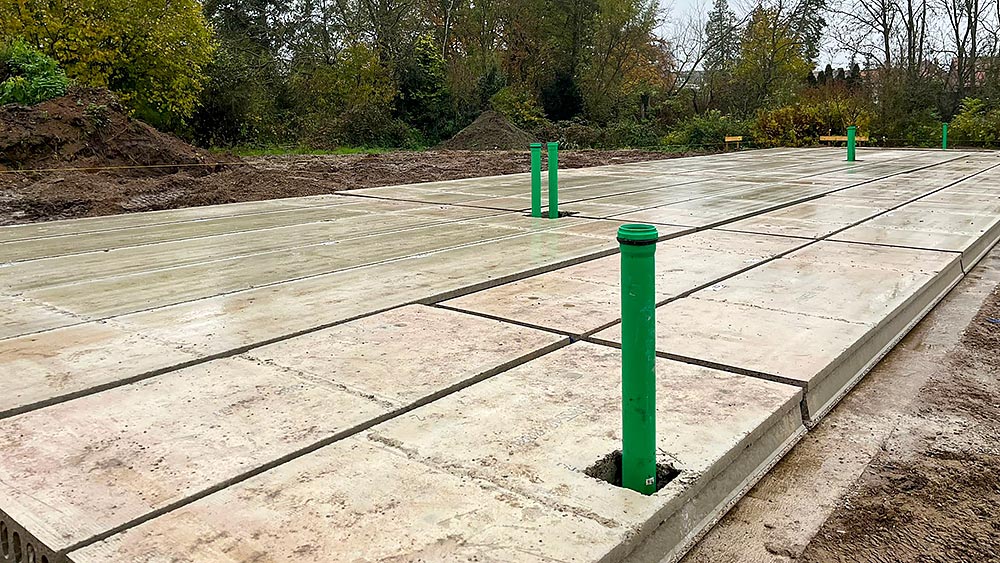 Bodenplatte auf einem Streifenfundament aus Spannbetonteilen Spannbetonfertigdecken als Bodenplatte