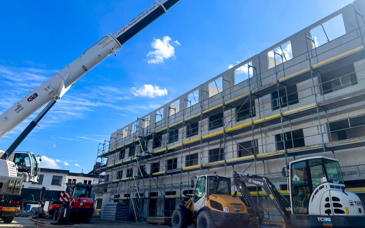 Rohbau eines Studentenwohnheims in serieller Bauweise