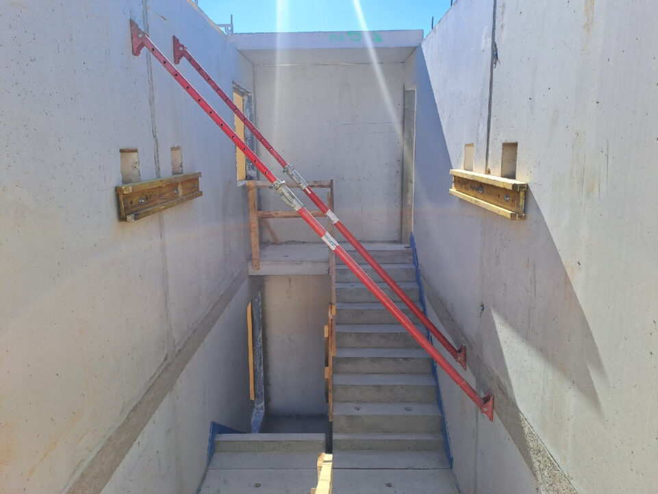 Treppenhaus aus Betonfertigteilen